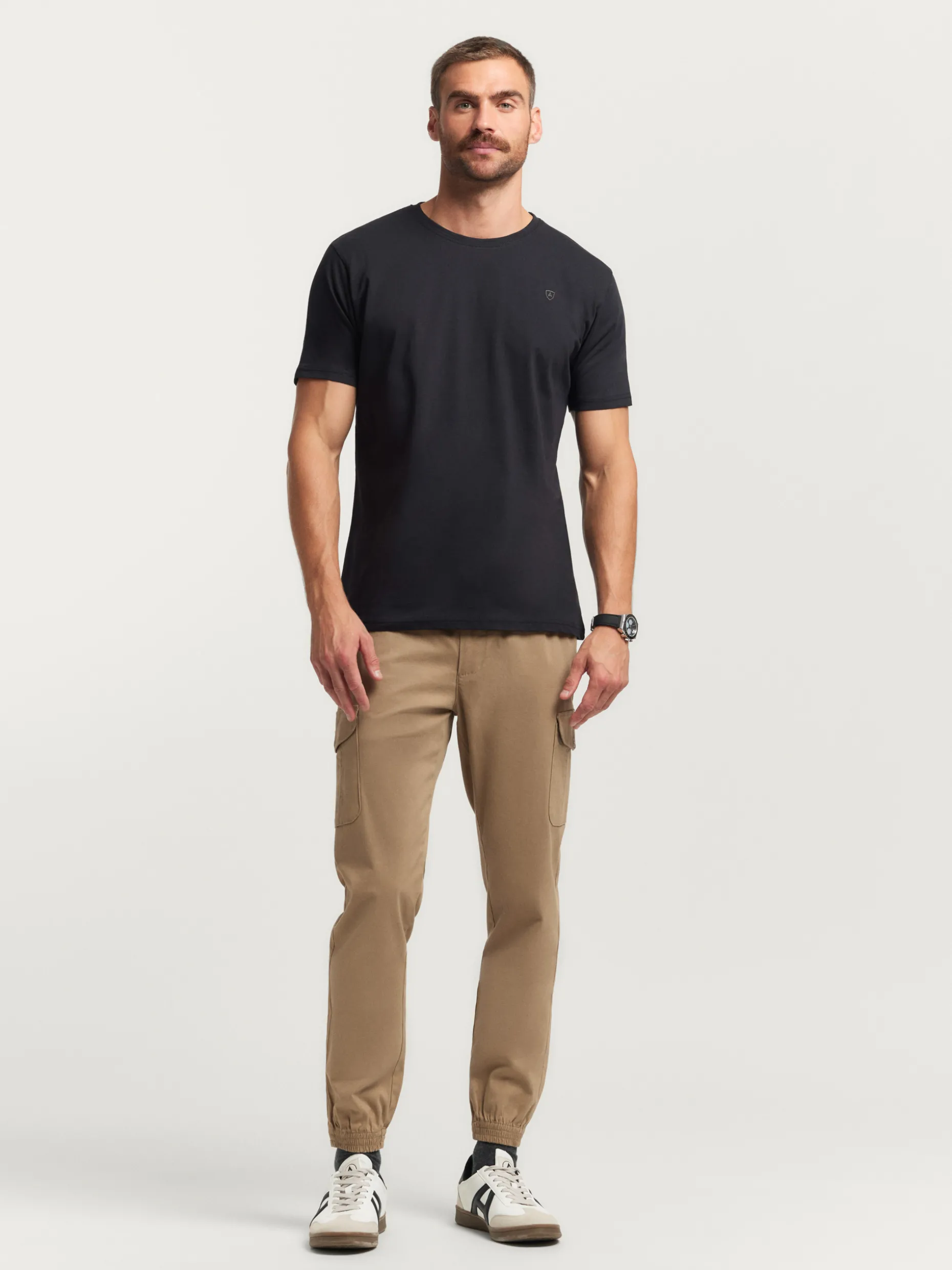CAMISETA BASICA <Alvaro Moreno Store