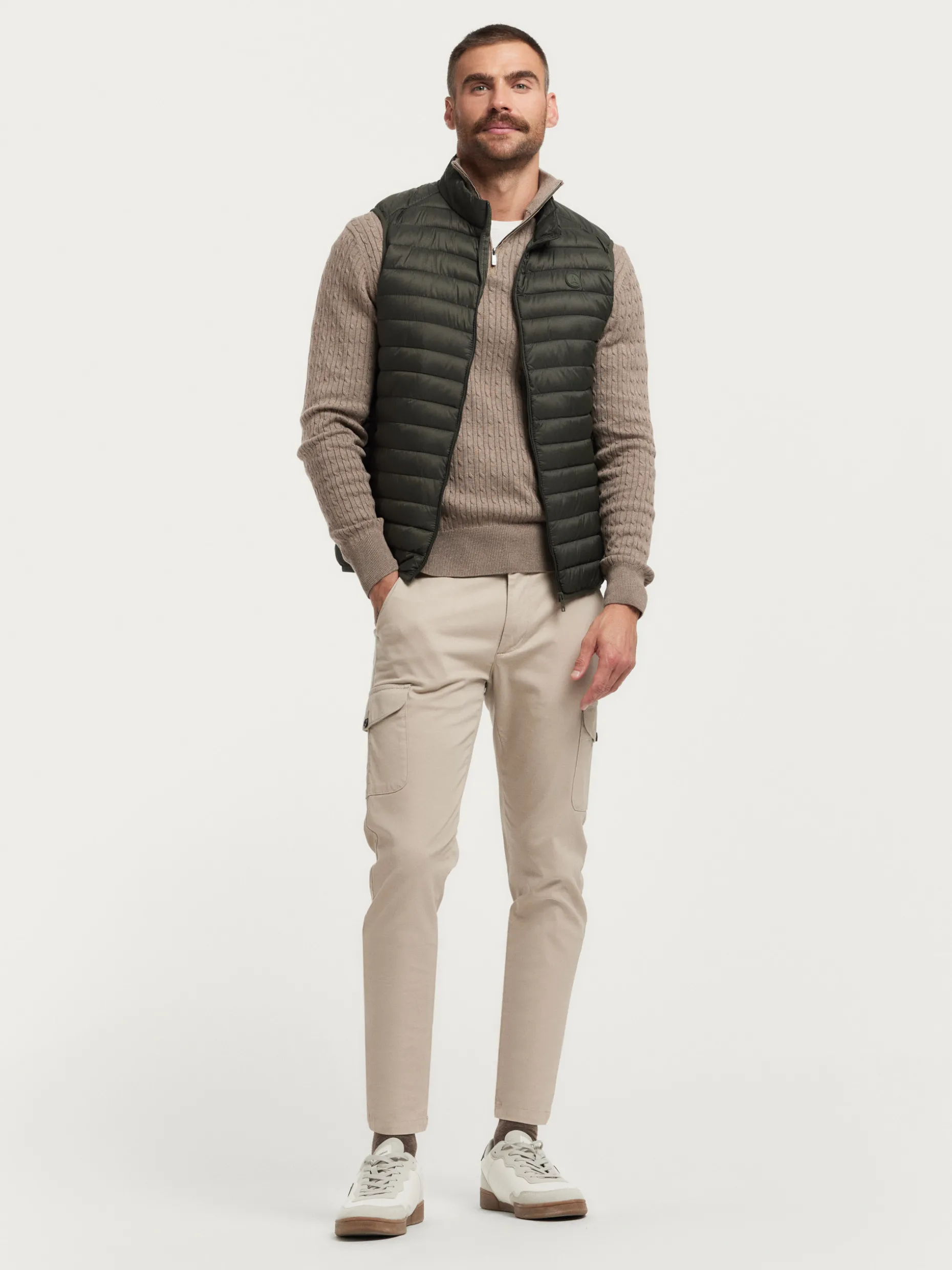 CHALECO NIRO <Alvaro Moreno Outlet