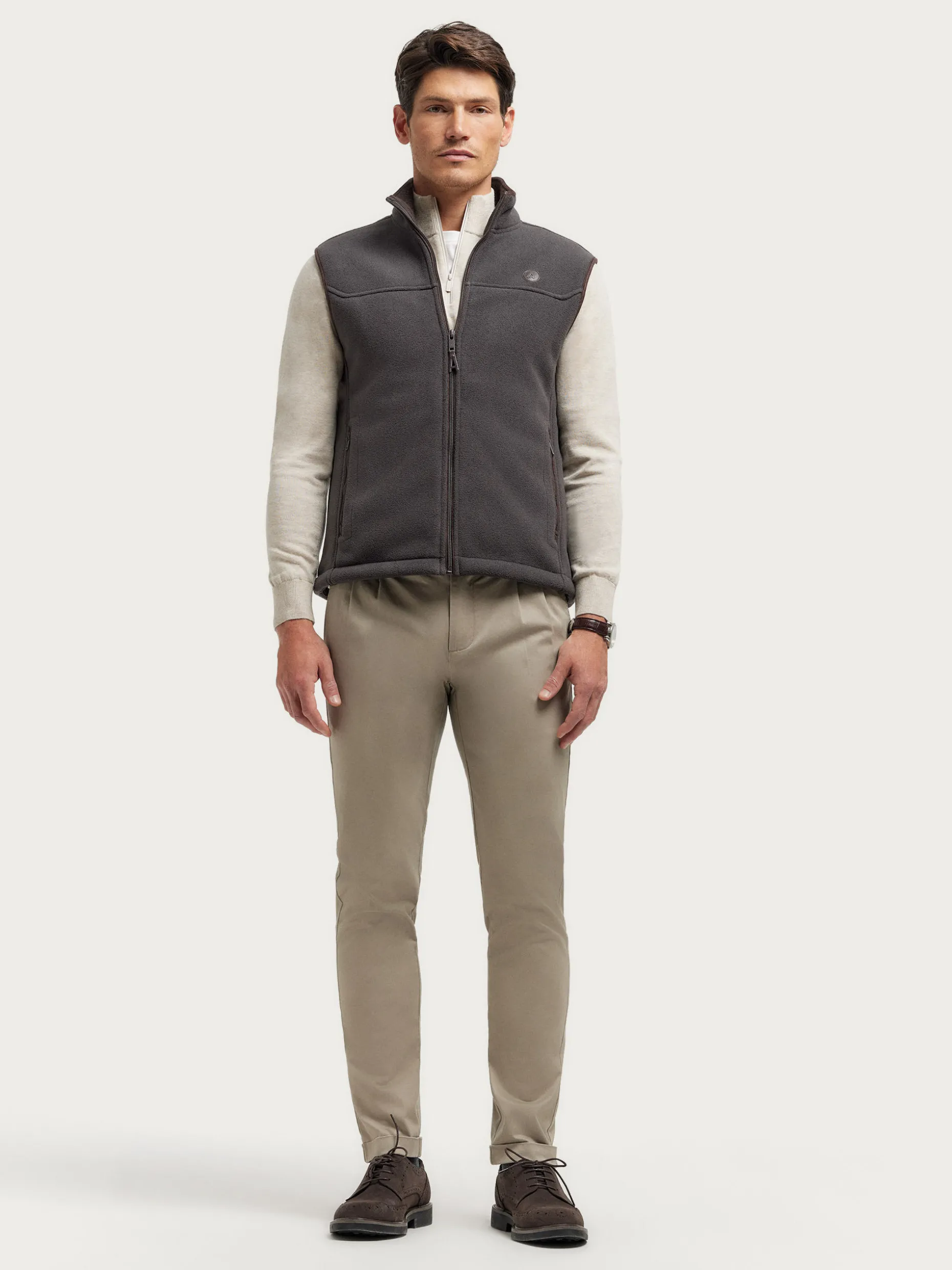 CHALECO SIERRA MARRÓN<Alvaro Moreno Shop