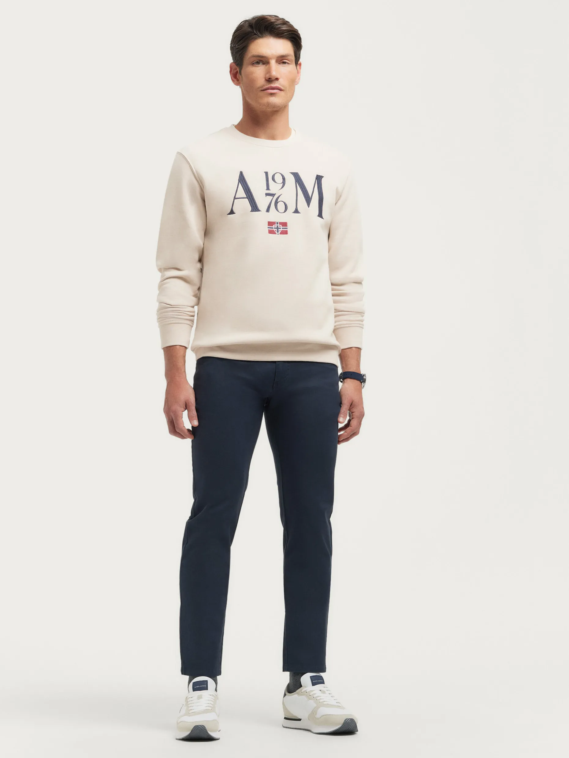 SUDADERA LEGEND <Alvaro Moreno Sale