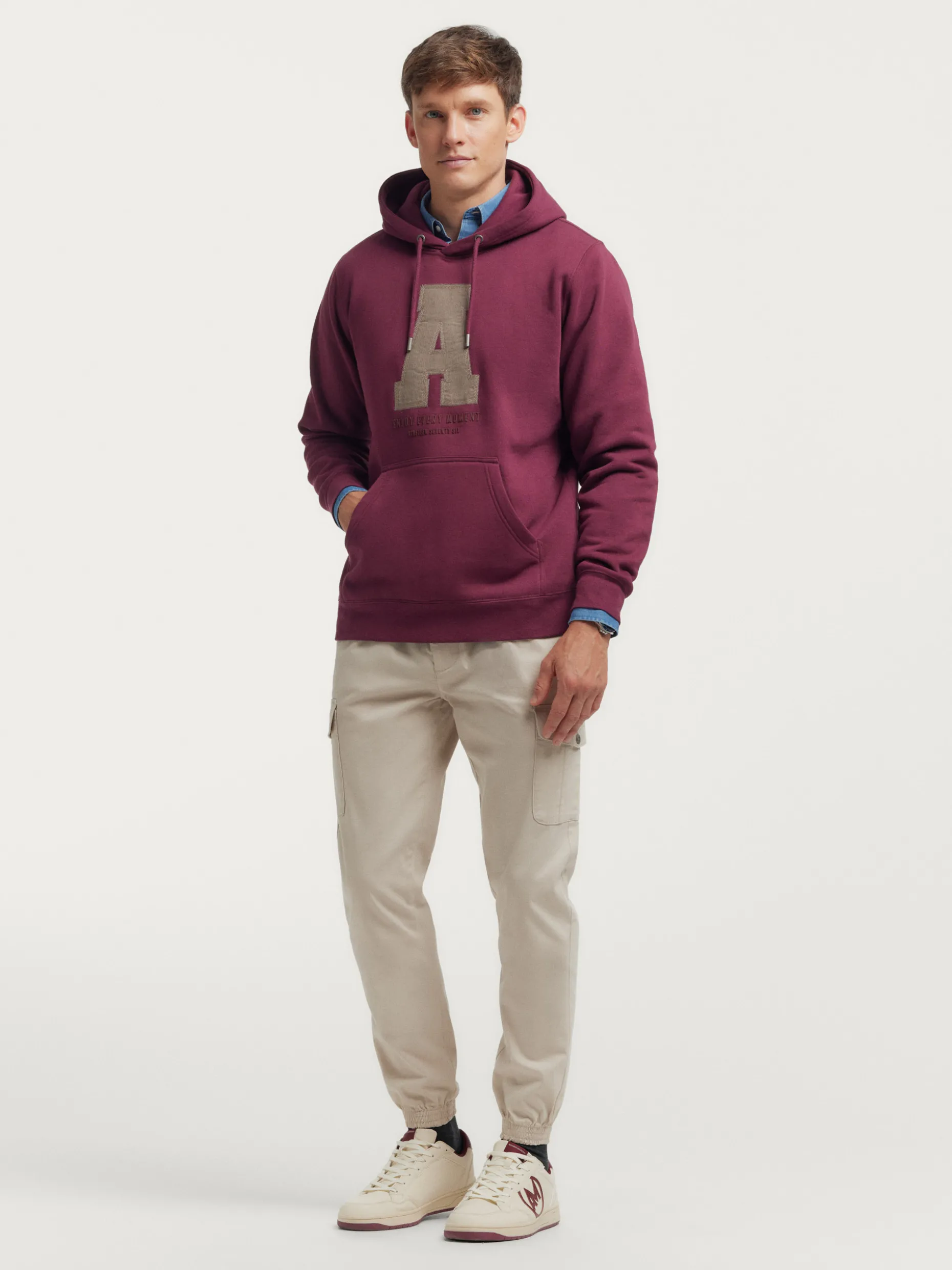 SUDADERA MOMENT <Alvaro Moreno Clearance